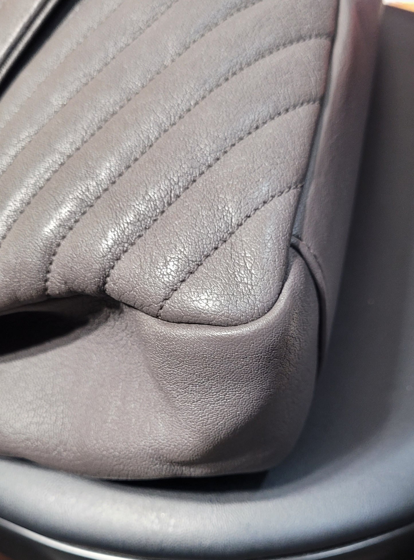 Preowned Saint Laurent YSL Envelope bag