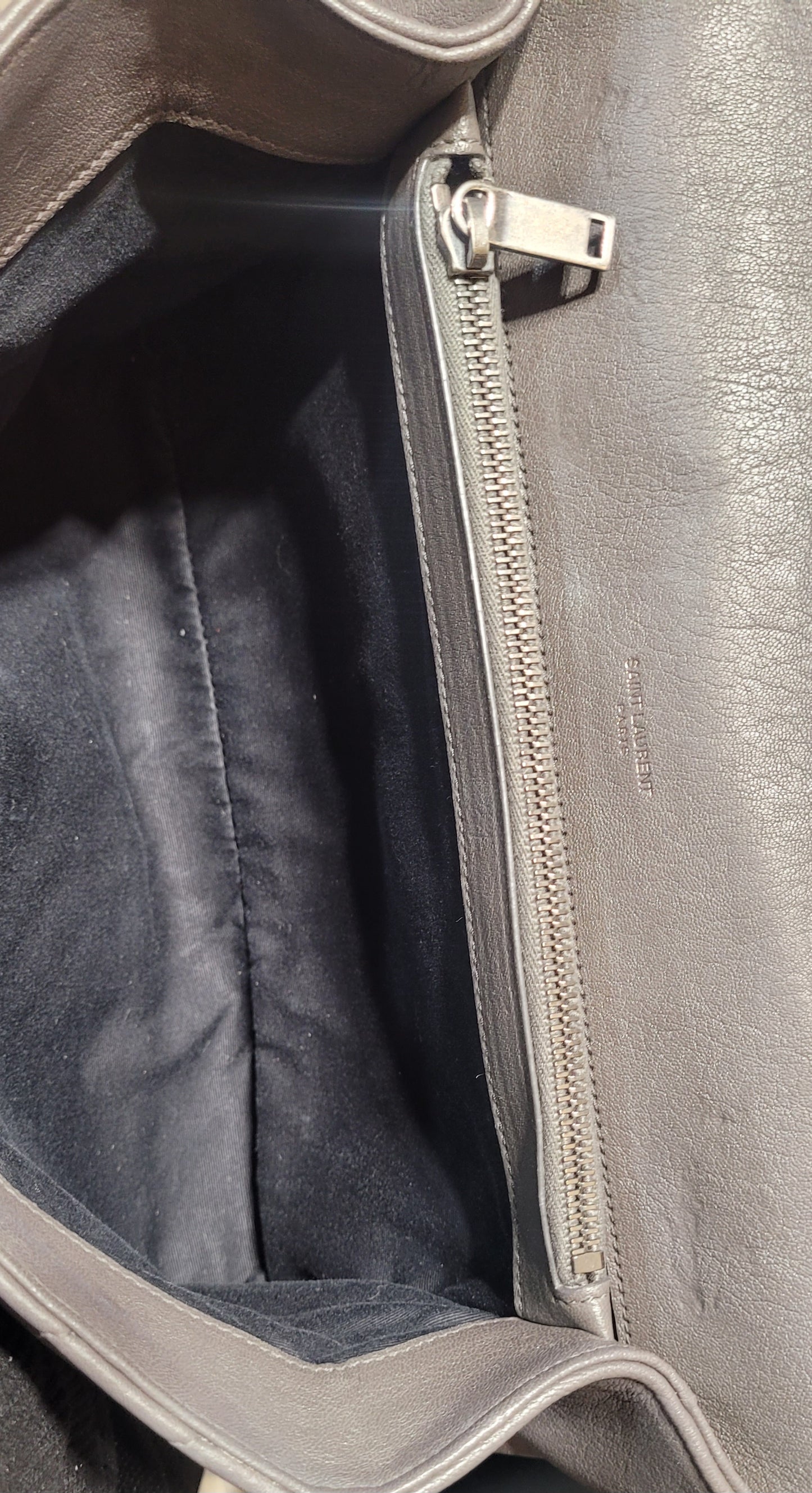 Preowned Saint Laurent YSL Envelope bag