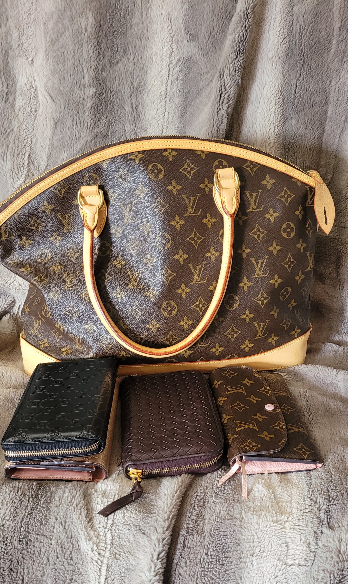 Preowned Bundle of Louis Vuitton, Gucci and Bottega