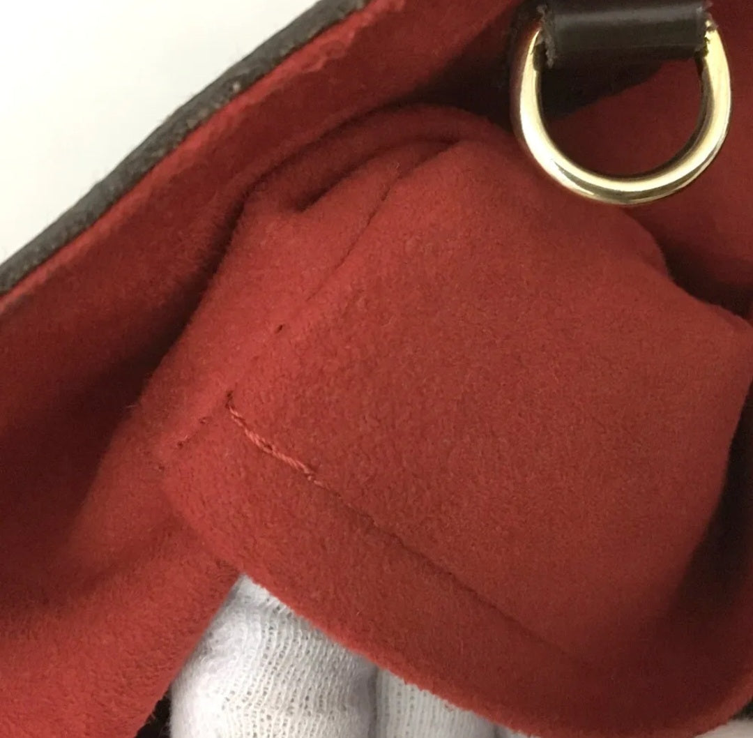 Preowned Louis Vuitton Damier Hamsted PM Hand Bag