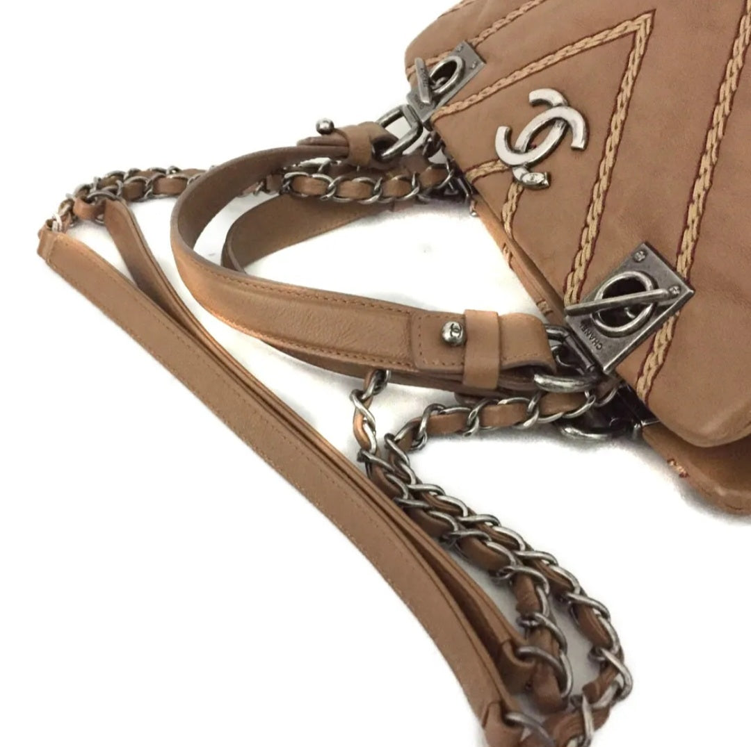 Preowned CHANEL Brown V Stitch CC Logo Lambskin Chain Shoulder Bag