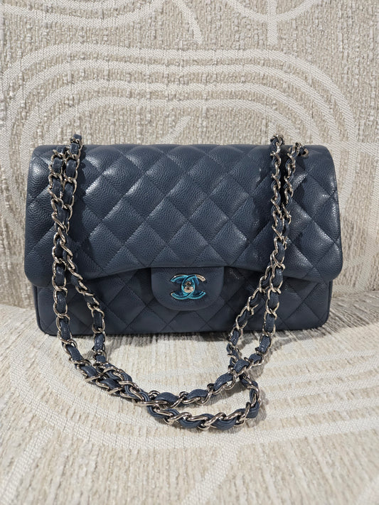 Pre-owned Chanel jumbo double flap Shoulder crossbody bag