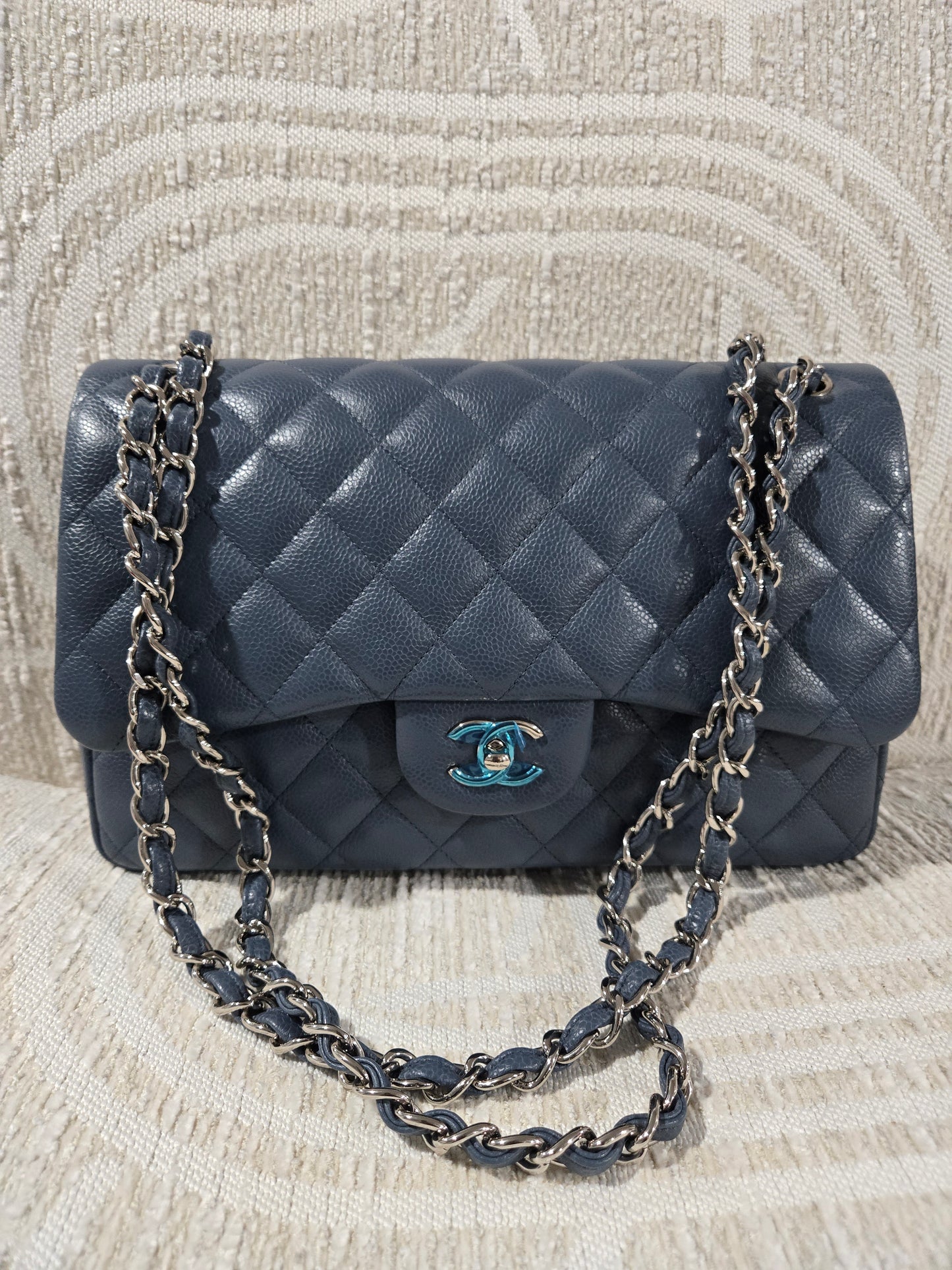 Pre-owned Chanel jumbo double flap Shoulder crossbody bag