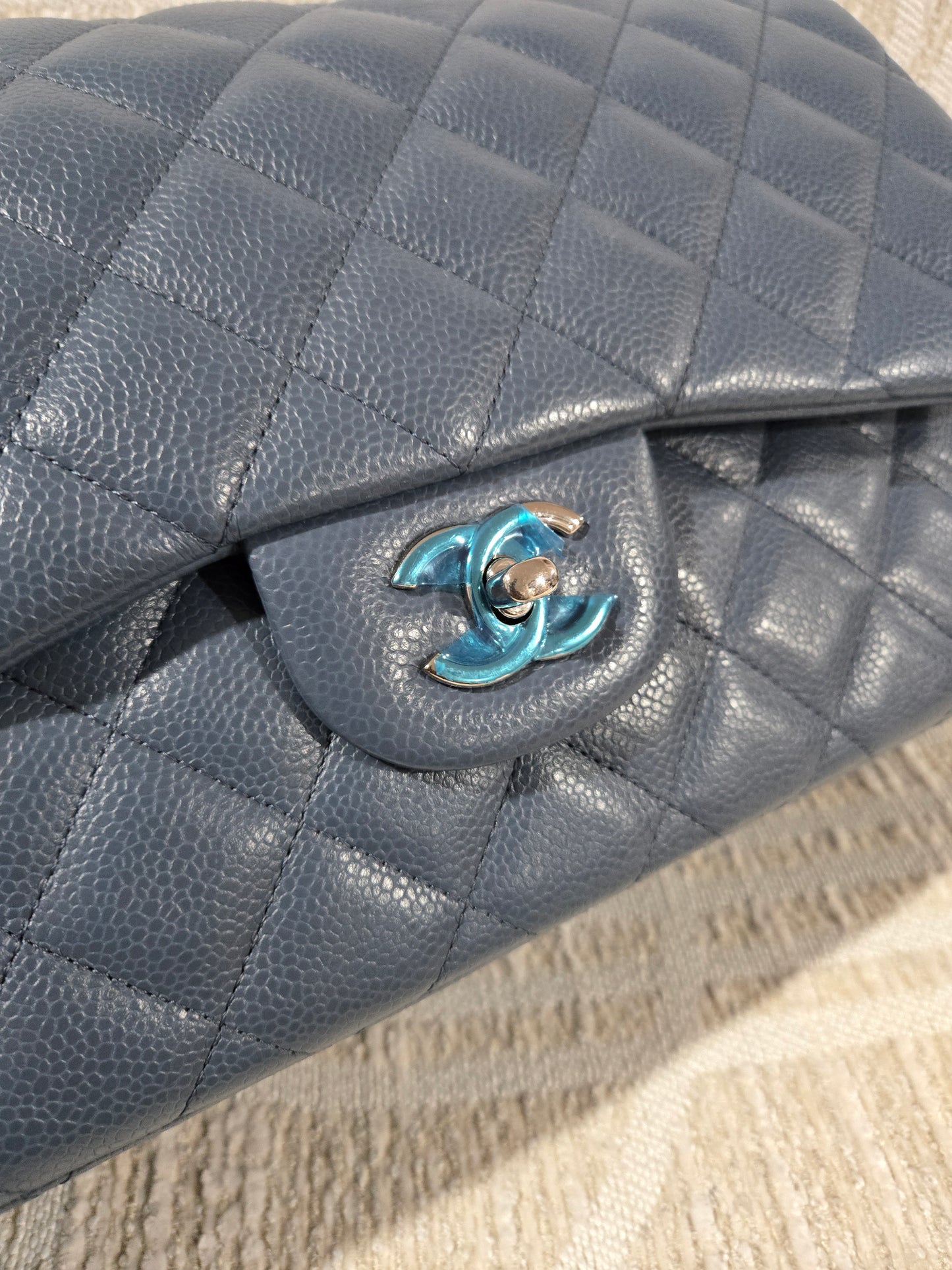 Pre-owned Chanel jumbo double flap Shoulder crossbody bag