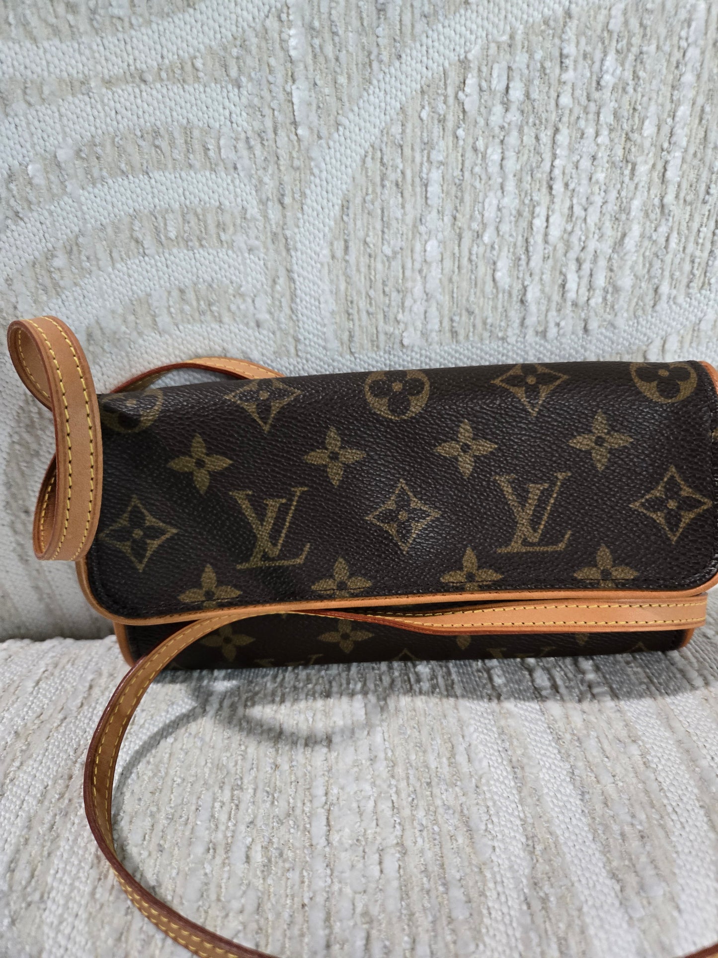 Pre-owned Louis Vuitton twin pm Shoulder Bag