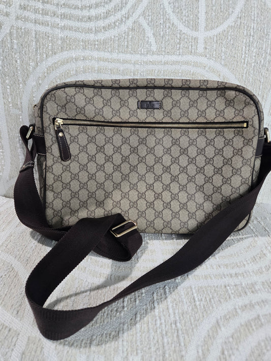 Pre-owned Gucci messenger Shoulder Bag