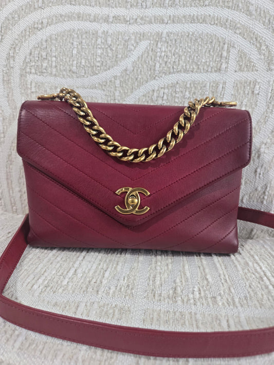 Pre-owned chanel handbag