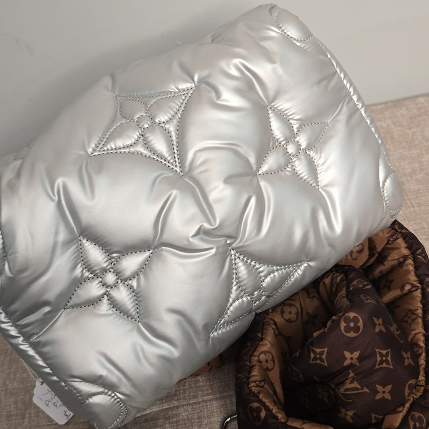 Preowned Louis Vuitton Limited Edition Silver Giant Monogram Econyl Pillow Speedy 25