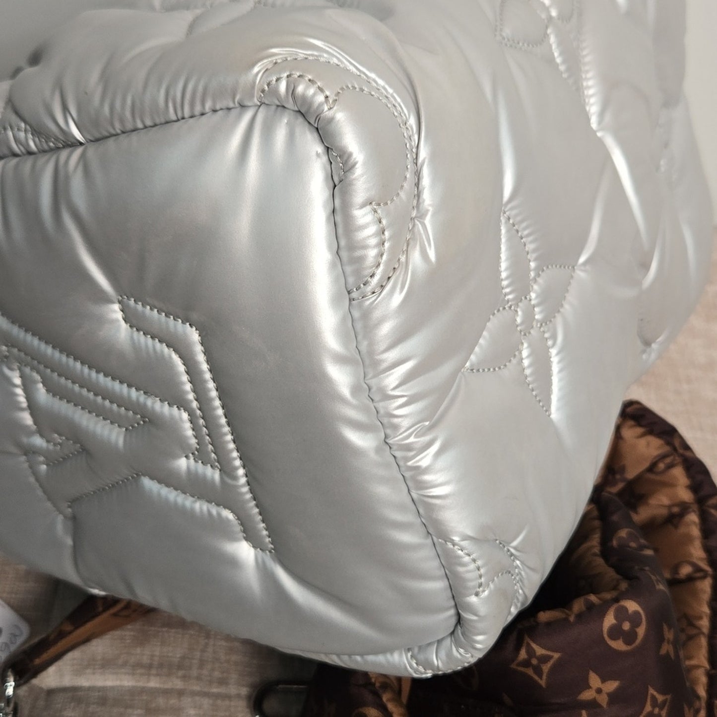 Preowned Louis Vuitton Limited Edition Silver Giant Monogram Econyl Pillow Speedy 25