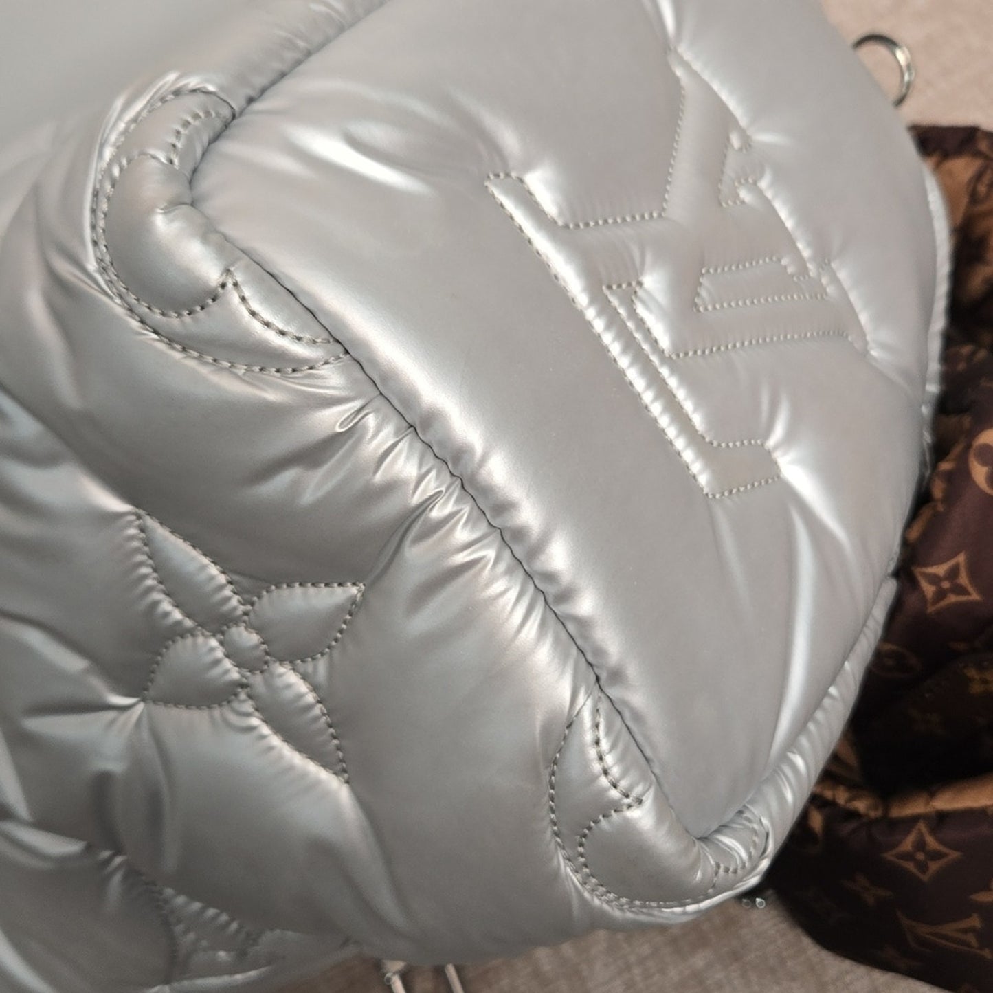 Preowned Louis Vuitton Limited Edition Silver Giant Monogram Econyl Pillow Speedy 25